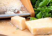 Parmesan - Mascha Brichta/dpa-tmn