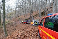 Mann bei Sturz in ehemaligem Steinbruch schwer verletzt - Feuerwehr Porta Westfalica/dpa