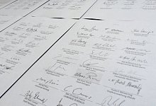 Unterschriften der B&uuml;rgermeister - Christian Lund