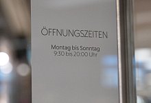 Ladenöffnungszeiten in Bayern - Magdalena Henkel/dpa