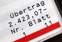 &Uuml;berzogenes Konto - Mascha Brichta/dpa-tmn