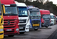 &Uuml;berf&uuml;llt: Zu Sto&szlig;zeiten wimmelt es auf deutschen Rastpl&auml;tzen nur so von Lkw aus Osteuropa. - Andreas Fr&uuml;cht
