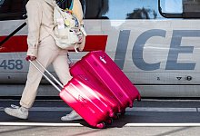 Mit der Bahn ins Ausland: Die Buchungen nehmen wieder stark zu. - Christoph Schmidt/dpa