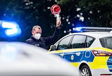 Corona-Einreisekontrollen der Bundespolizei - Foto: Guido Kirchner/dpa