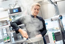 TV-Ausblick ZDF - "Hochleistung am Herd..." - Ben Knabe/ZDF/dpa