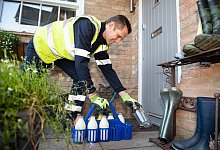 Milchmann - Foto: --/Milk & More/dpa