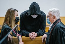 Prozessbeginn in Hannover - Foto: Ole Spata/dpa