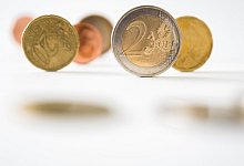 Sparzinsen - Foto: Andrea Warnecke/dpa-tmn