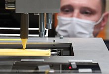 Arbeit mit Maske - Soeren Stache/dpa-Zentralbild/dpa