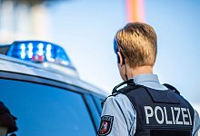 Polizistin in NRW - David Inderlied/dpa/Illustration