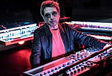 Jean-Michel Jarre - Foto: Stephane De Sakutin/AFP/dpa