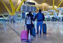 Passagiere - Foto: Jes&uacute;s Hell&iacute;n/EUROPA PRESS/dpa