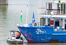 Schiffsunfall auf der Donau - Csaba Krizsan/MTI/AP/dpa