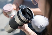 Thermobecher - Foto: Andrea Warnecke/dpa-tmn