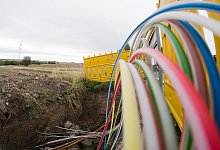 Glasfaserausbau - Foto: Julian Stratenschulte/dpa