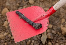 Jahrzehntealte menschliche Knochen auf Baustelle gefunden - Rolf Vennenbernd/dpa