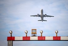 Urlaubssaison - Foto: Sina Schuldt/dpa/Symbolbild