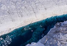 Studie: See auf Grönland-Gletscher sprengt Risse ins Eis - Ole Zeising/Alfred-Wegener-Institut /dpa