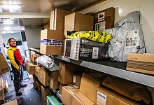 Einen Tag unterwegs mit einem Paketboten zu Black Friday 2025 in Herford - 1 - Moritz Trinsch