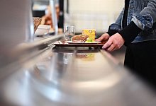 Betriebskantine in Karlsruhe - Uli Deck/dpa/dpa-tmn