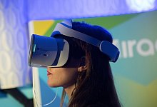 VR-Brille Mirage Solo - Foto: Andrea Warnecke/dpa-tmn