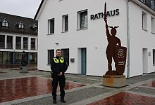 JörnFischer - Raffael Giebel