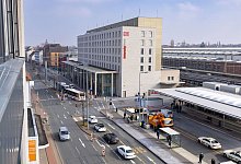 Paderborn, 28. Februar 2024: Bahnhofstra&szlig;e - Niklas T&uuml;ns