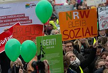 Public Sectors Workers Rally Against Budget Cut In Public Sectors In Duesseldorf Thousands of public sector workers rall - IMAGO/NurPhoto