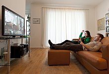 XXL-Fernseher - Foto: Monique W&uuml;stenhagen