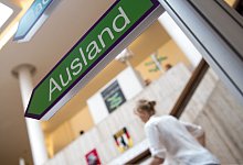 Wo geht es lang zur Ausbildung im Ausland? - Franziska Gabbert/dpa-tmn