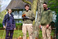 Häftlinge hegen Hühner - Christoph Reichwein/dpa