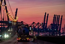 Hamburger Hafen - Axel Heimken/dpa