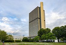 Schon jetzt Arbeitsst&auml;tte von UN-Mitarbeitern: der lange Eugen. - Thomas Banneyer/dpa