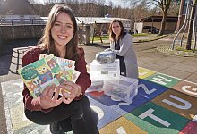 Anna Ihssen und Beatrix Schr&ouml;der - Michaela Wei&szlig;e