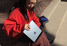 Macbook Air - Apple Inc./dpa-tmn