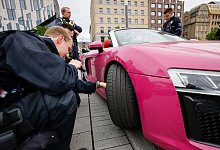 «Car-Freitag» in Nordrhein-Westfalen - Thomas Banneyer/dpa