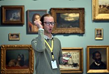 Führung mit dem "Grumpy Guide" im Kunstpalast - Federico Gambarini/dpa