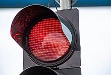 Rotlicht an einer Ampel - Stefan Sauer/dpa