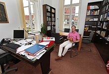 Dr. Michael Zelle - Bernard Preuss