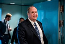 Kanzleramtschef Helge Braun - Foto: Michael Kappeler/dpa-pool/dpa