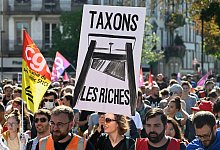 Protestbewegung "Bloquons Tout" in Frankreich - Pascal Bastien/AP/dpa