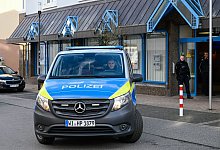 Großeinsatz der Polizei in Rimbach - Uwe Anspach/dpa