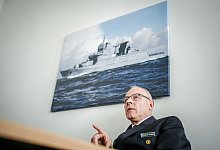 Vizeadmiral Jan Christian Kaack - Kay Nietfeld/dpa