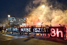 Arbeitszeit - Michael Ukas/dpa