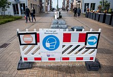 Corona-Pandemie – Beschränkungen - Daniel Bockwoldt/dpa