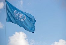 UN-Flagge - Nicolas Maeterlinck/BELGA/dpa