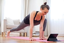 Online-Angebote der Krankenkassen - Foto: Christin Klose/dpa-tmn