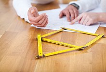 Wunsch nach dem Eigenheim: Wer sich ein Haus oder eine Wohnung leisten möchte, sollte derzeit besser wohlhabend sein. - Christin Klose/dpa-tmn