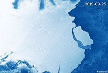 Riesiger Eisberg in Antarktis abgebrochen - Foto: Sentinal-1/Stef Lhermitte/TUDelft/dpa