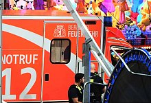 Auseinandersetzung auf Jahrmarkt - Foto: Paul Zinken/dpa